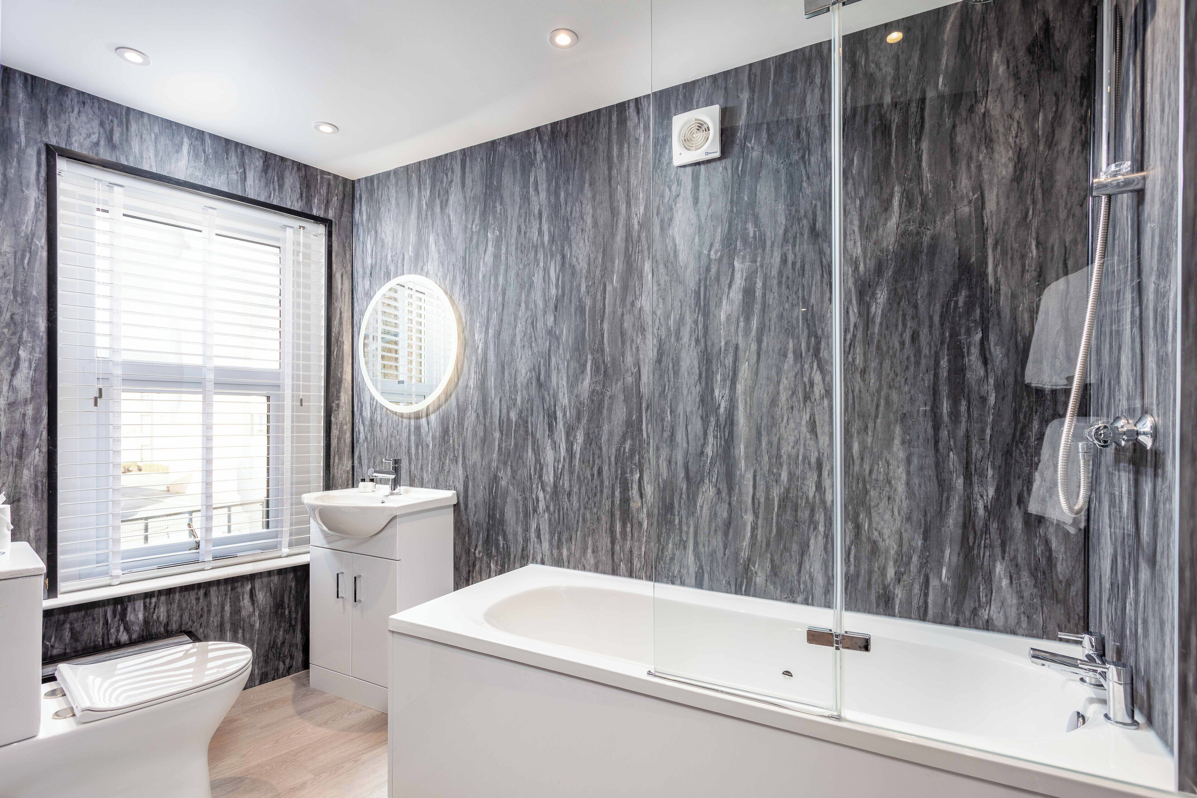 Standard House, Balcony | Bathroom | Combined shower/tub, free toiletries, hair dryer, towels