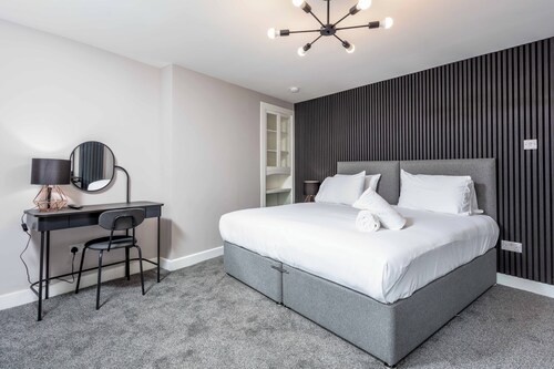 No8 Peebles Retreat - Donnini Apartments