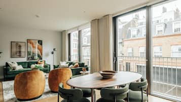 Deluxe-Apartment, 2 Schlafzimmer, Klimaanlage | Innenbereich