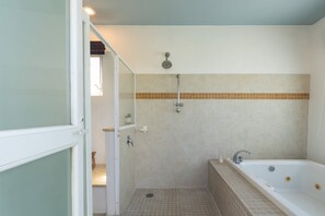 Apartment - Sleeps 6 Views Beach 1 Block Gated (Nuevo Nayarit)