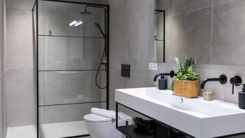 Apartment | 2 bedrooms, Internet