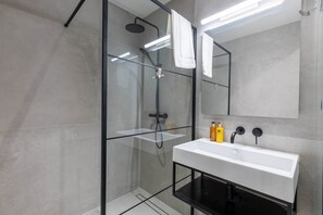 อพาร์ทเมนท์ | 2 ห้องนอน, อินเทอร์เน็ตความเร็วสูง