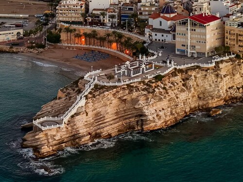 Center of Benidorm, historic center and beach 150m. TOP