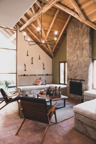 w Cozy 4BR Villa w Fireplace in Sacred Valley