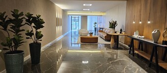 Walk to Beach | Opposite Jockey de Itaparica Mall + Free Parking and Wifi