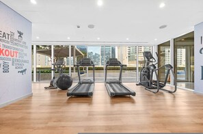House - Stayshort - Cozy Modern 1BR Sleeps 4 With Burj Views (Dubai)