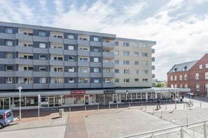 Exterior - Comfortable vacation apartment with balcony in the heart of Westerland (Westerland)