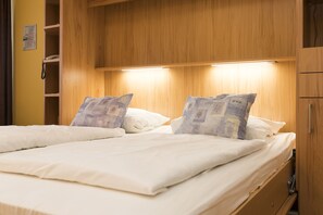 1 室のベッドルーム、WiFi (無料)、ベッドシーツ