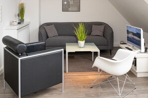 Télévision, chaîne hi-fi