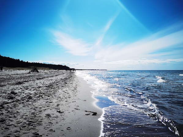 Unclassified image, 1 of 11, button - Apartment 'Ostseetraum' with Private Terrace, Wi-Fi and Air Conditioning (Prerow)