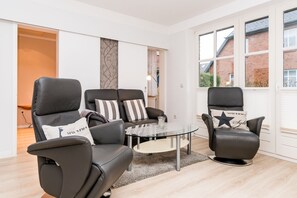 Interior - 3-room apartment on the ground floor in a quiet location in Alt-Westerland (Westerland)