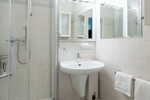 Towels - Modern & bright vacation apartment, close to the center & beach (Westerland)
