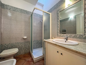 House, Patio | Bathroom - Villa Sa Fina (Costa Rei)