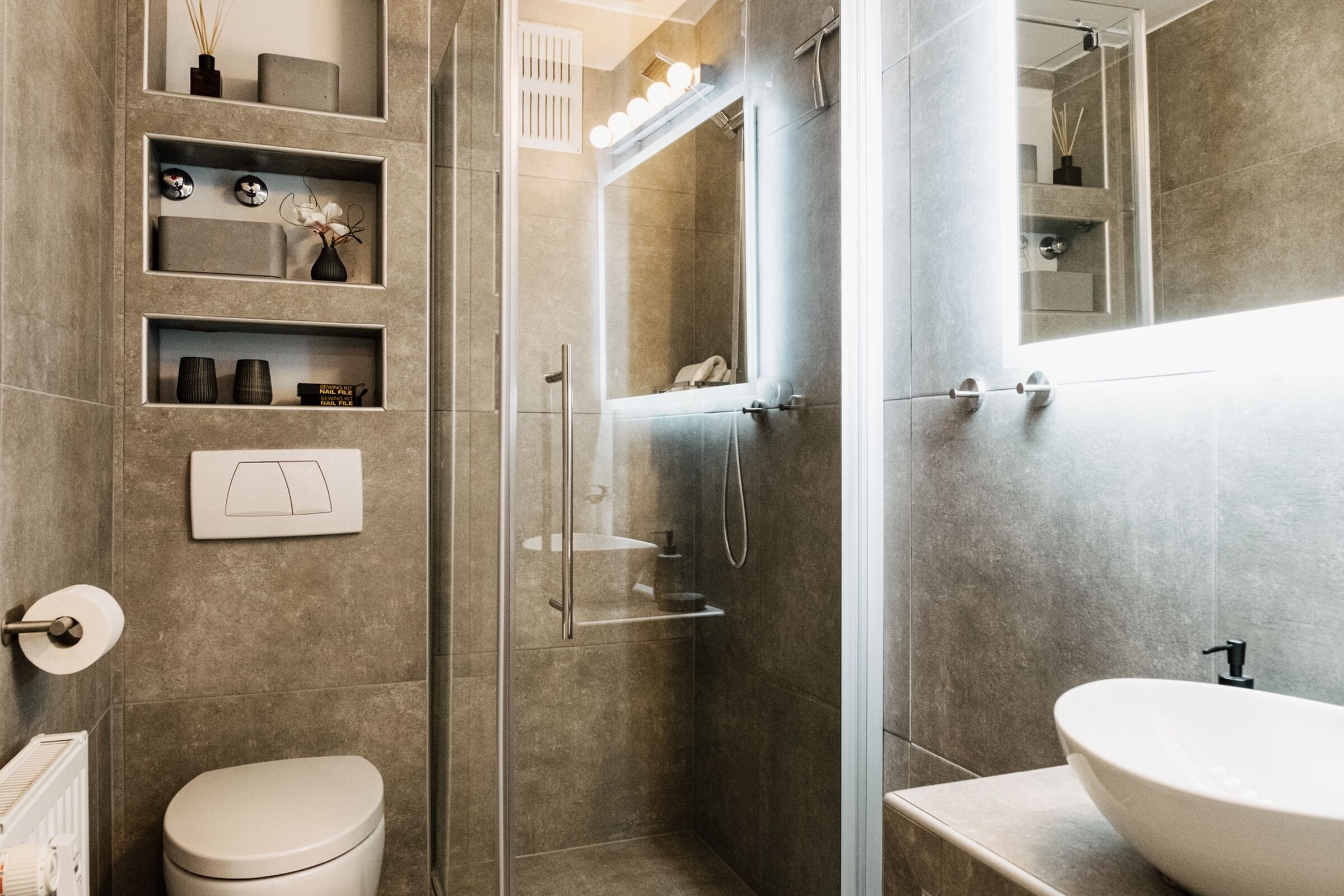 Douche, serviettes fournies