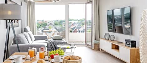 テレビ、ステレオ