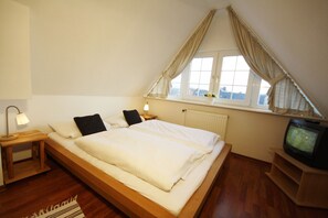2 bedrooms, free WiFi, bed sheets - Light-flooded vacation apartment in a quiet location with sauna in Westerland (Westerland)