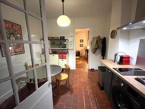 Billede uden beskrivelse, 5 af 28, knap