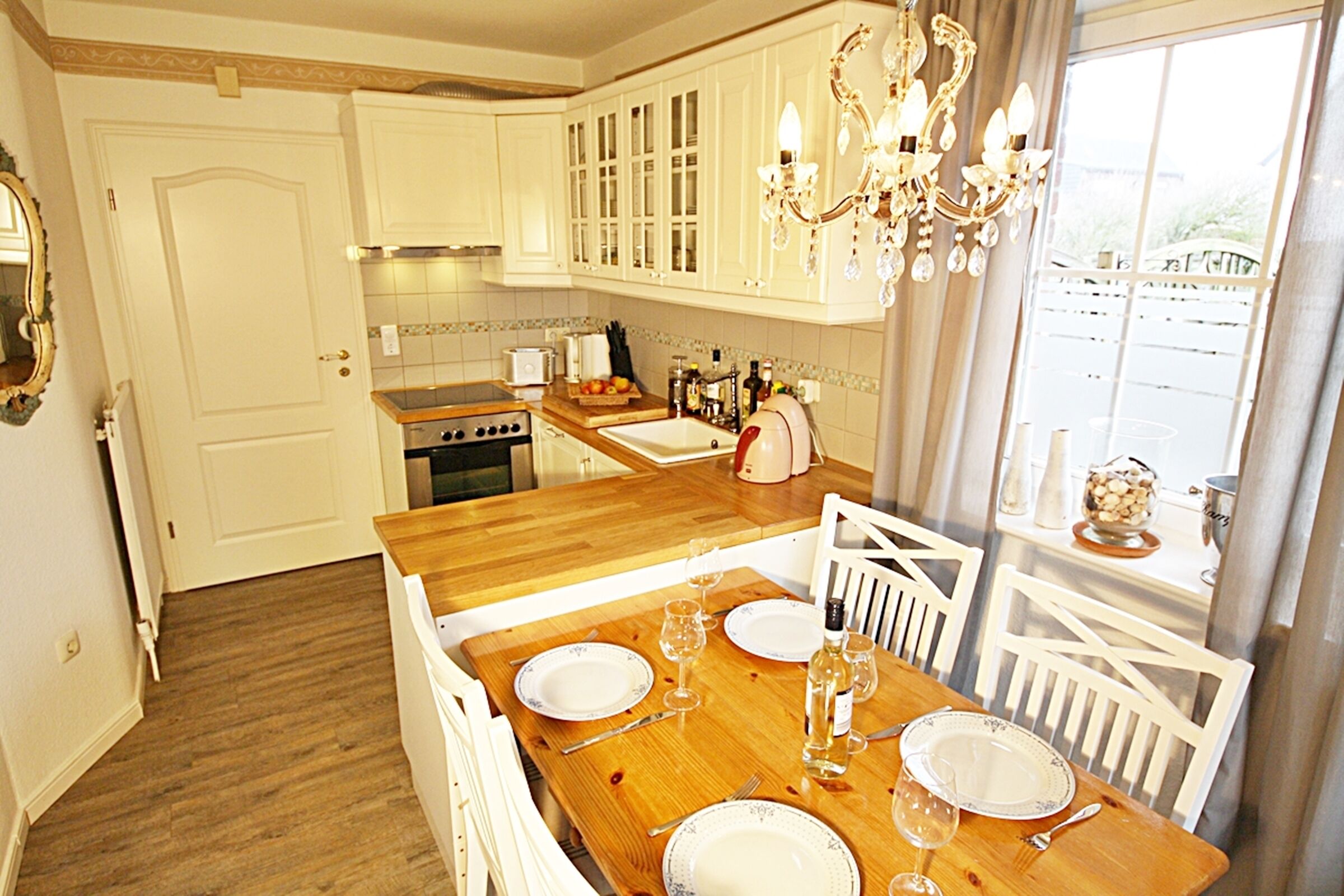 Kühlschrank, Ofen, Herdplatte, Geschirrspüler