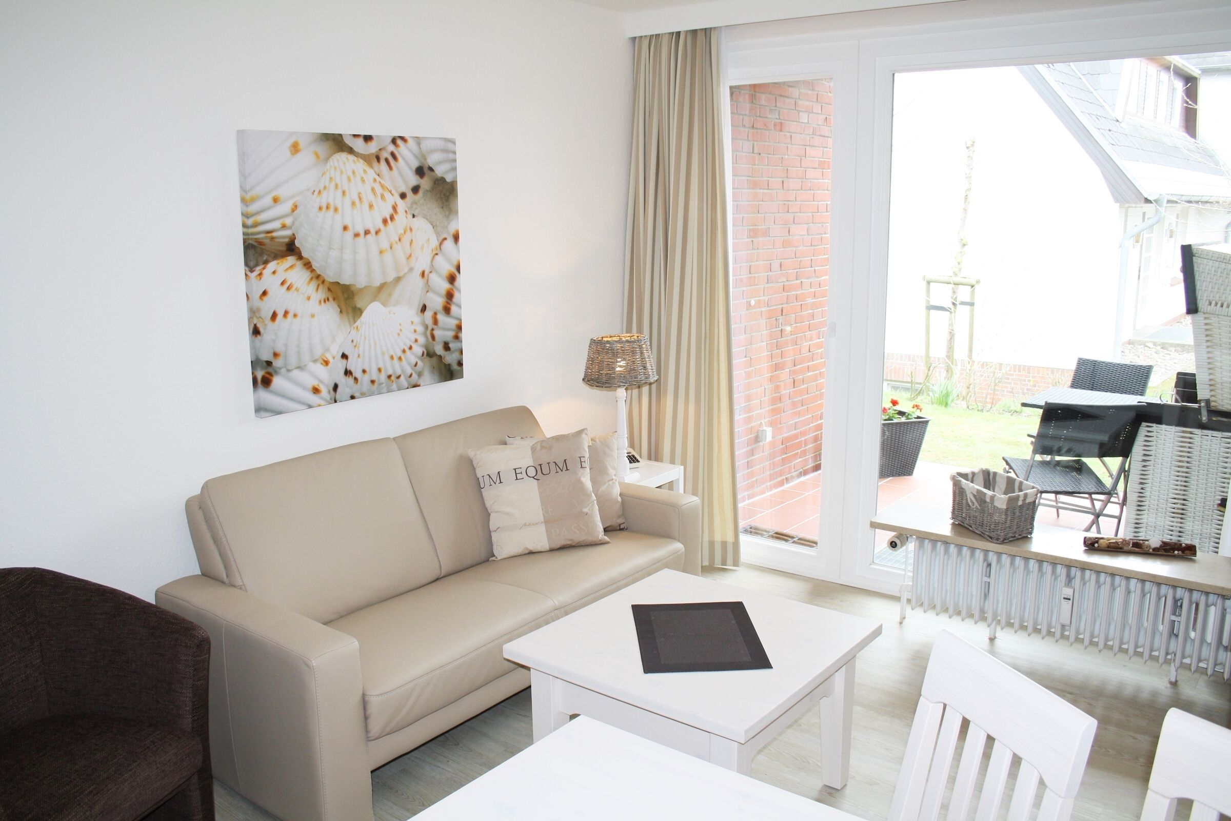 Télévision, chaîne hi-fi