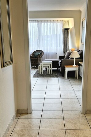 TV - Cozy vacation apartment with swimming pool and sauna in Haus Ornum in Westerland (Westerland)