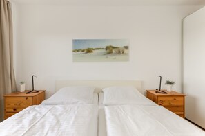 1 bedroom, free WiFi, bed sheets - Modern vacation apartment with sauna, solarium and heated indoor pool in Westerland (Westerland)