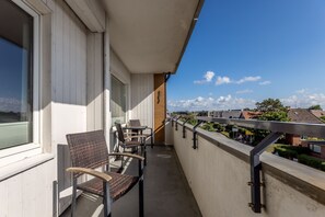 Property grounds - Modern vacation apartment with sauna, solarium and heated indoor pool in Westerland (Westerland)