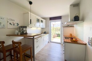 Geladeira, fogão, cooktop, lava-louças