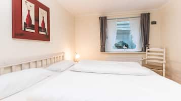 2 bedrooms, free WiFi, bed sheets