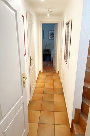 Interior - Light-flooded apartment on the ground floor/ground floor in Westerland with terrace and garden (Westerland)