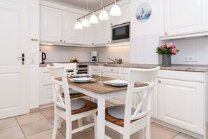 Dining - Modern 2-room apartment in a quiet location in Wenningstedt (Wenningstedt)