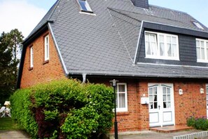 Exterior - 3-room apartment on the ground floor in a quiet location in Alt-Westerland (Westerland)
