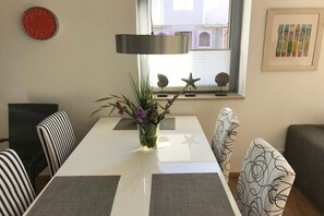 Dining - Spacious 3-room apartment with terrace and garden in Wenningstedt (Wenningstedt)