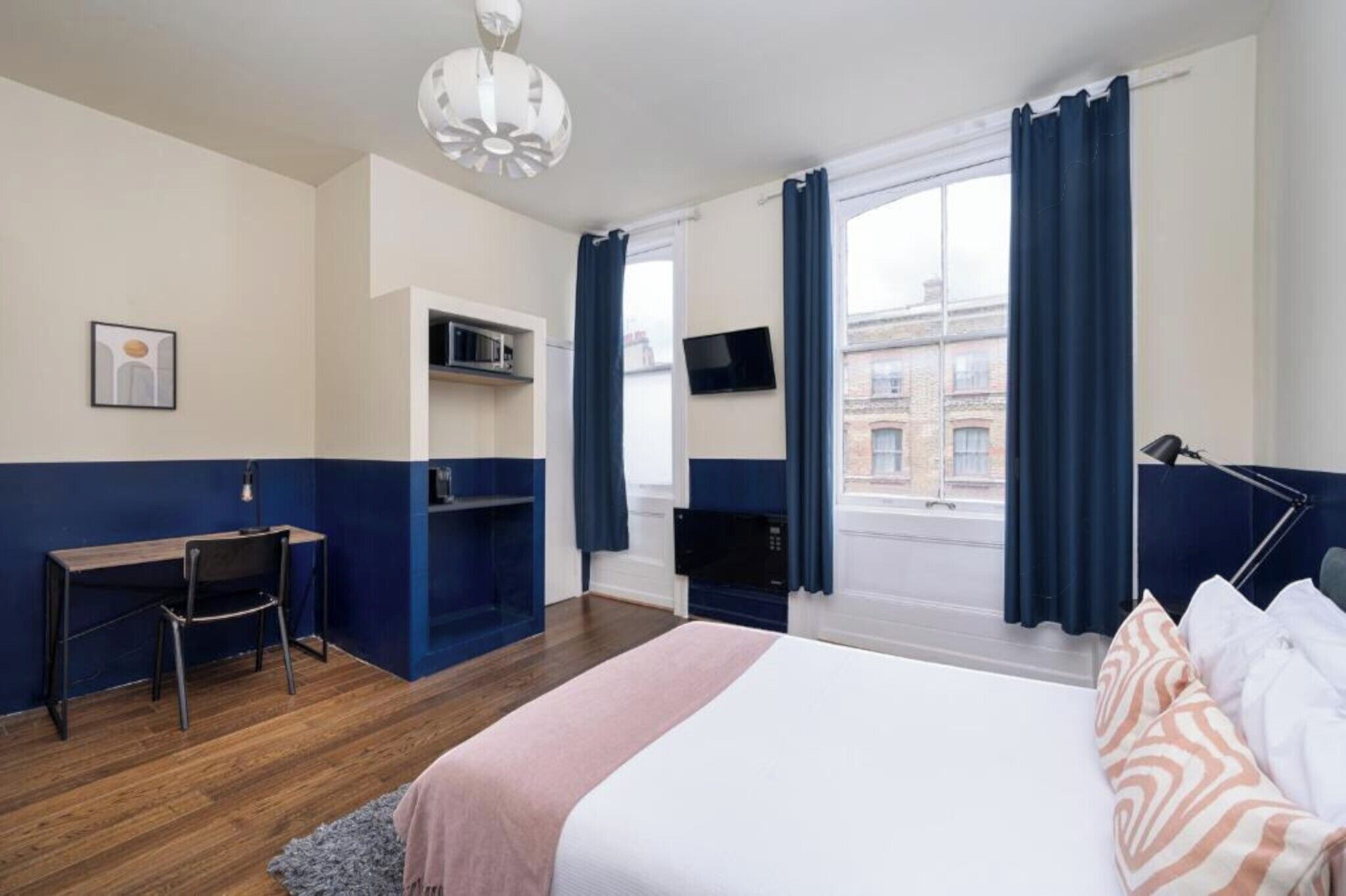 Habitación Deluxe doble, 1 cama doble con sofá cama, no fumadores, vistas a la ciudad