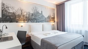 Desk, laptop workspace, free WiFi, wheelchair access