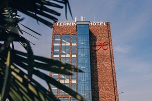 Exterior - Terminal Hotel (Wrocław)