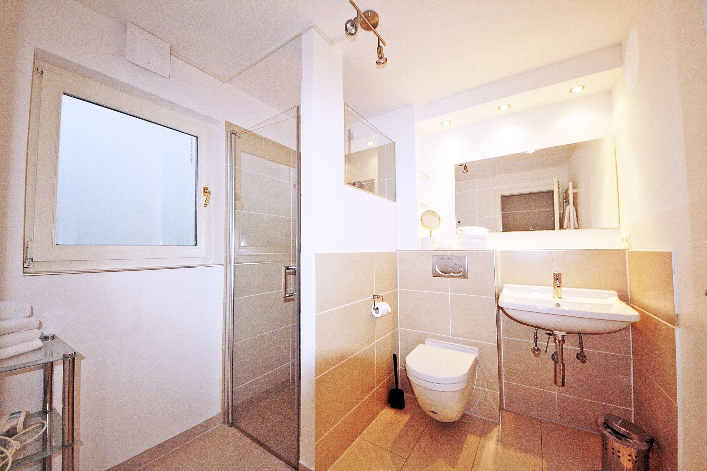 Douche, serviettes fournies