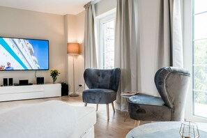 TV, stereo - Beautiful house Uter with terrace and modern furnishings in Westerland (Westerland)