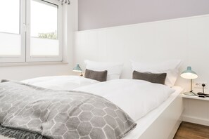 2 多间卧室、免费 WiFi、床单