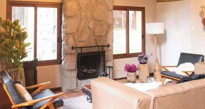 w Warm 3BR Villa in Sacred Valley