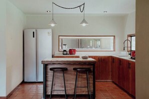 House | 3 bedrooms, Internet - w Sleek 3BR Villa w Fireplace in Sacred Valley (Calca)