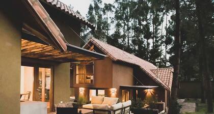 w Peaceful 2BR Riverside Villa in Sacred Valley