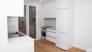Refrigerador, parrilla de estufa y lavavajillas 