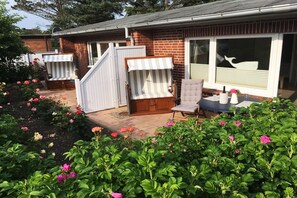 Terrace/patio - Comfortable vacation apartment with terrace in Westerland (Westerland)