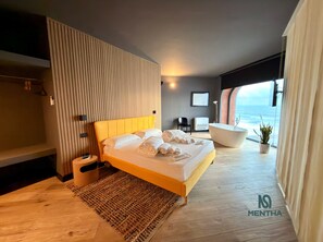 Panoramic Suite, Sea View | Wi-fi percuma, cadar katil
