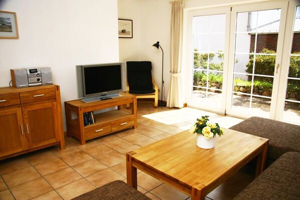 TV, stereo