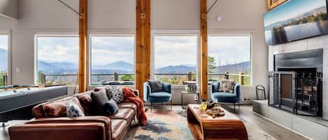 Télévision, cheminée, jeux vidéo, baby-foot