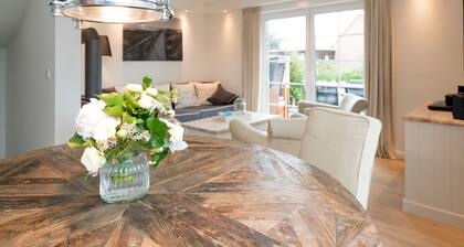 Modern vacation home with its own sauna, whirlpool bath and terrace