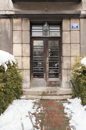 Property entrance - Pułaskiego Boutique by Downtown Apartments (Kraków)