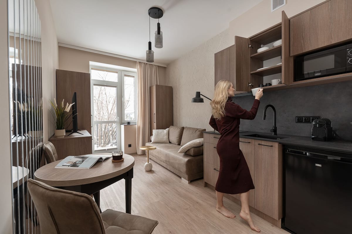 豪華開放式套房, 陽台 | 高級寢具、獨特裝潢、布置獨特、熨斗/熨衣板