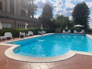 Botón de imagen sin clasificar, 3 de 34